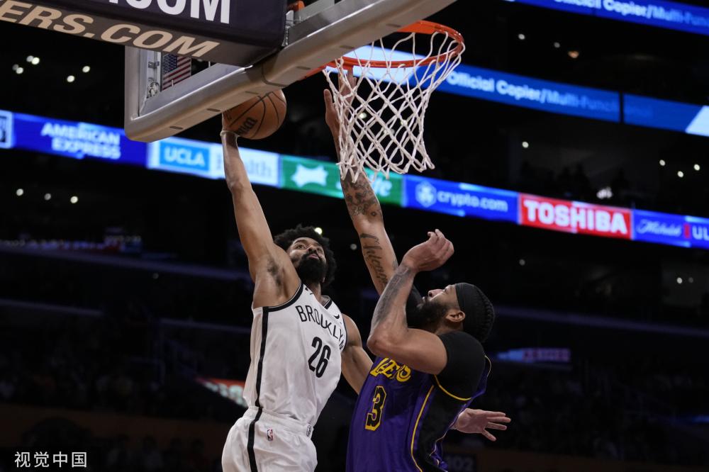 队遭遇困难 队遭遇困难